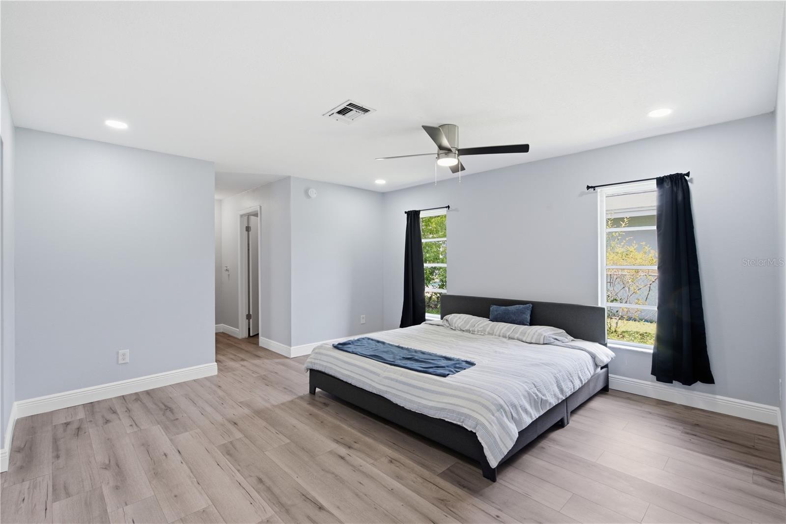 HARBOR PALMS-UNIT THREE - Residential