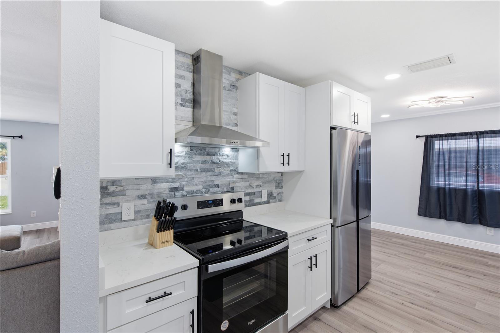 HARBOR PALMS-UNIT THREE - Residential
