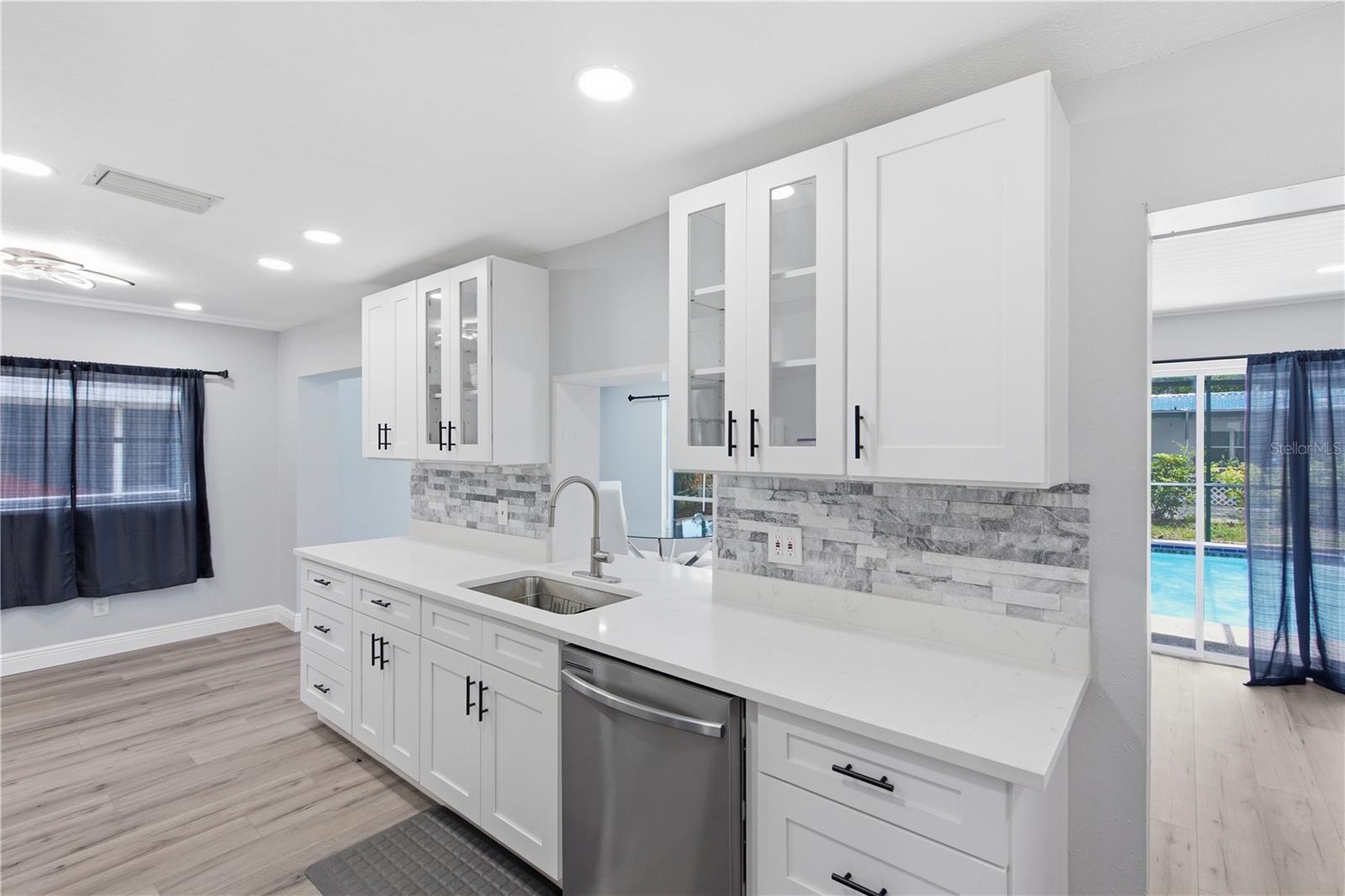 HARBOR PALMS-UNIT THREE - Residential