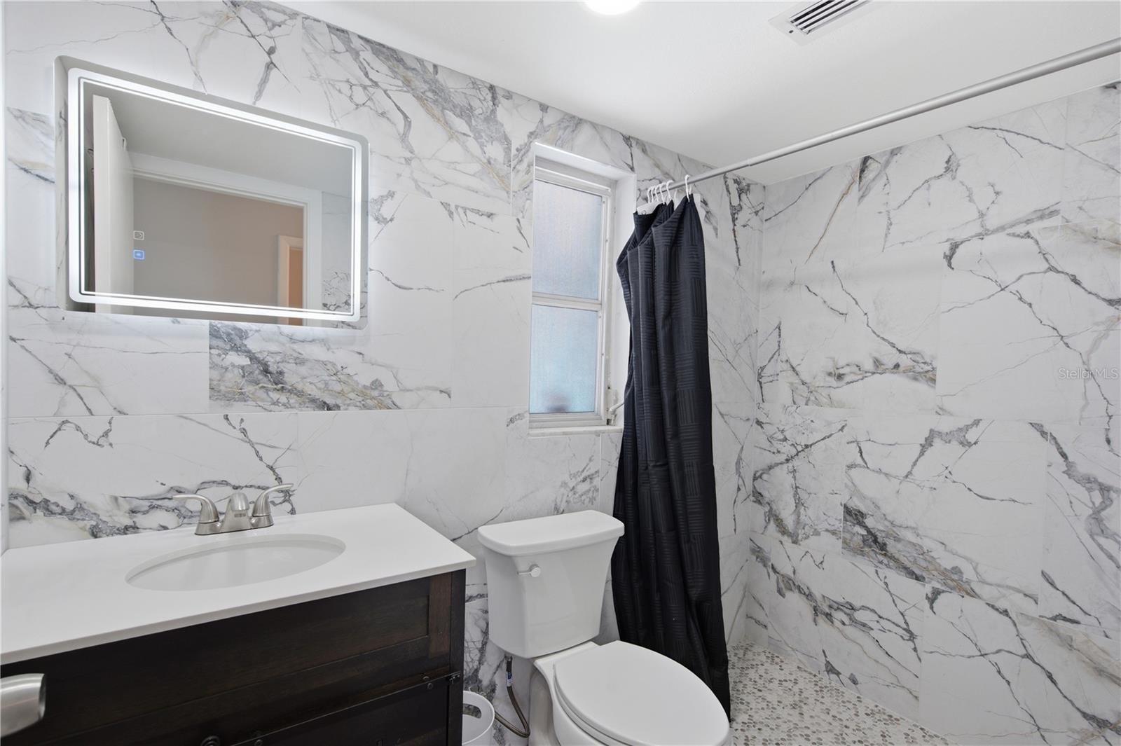 HARBOR PALMS-UNIT THREE - Residential