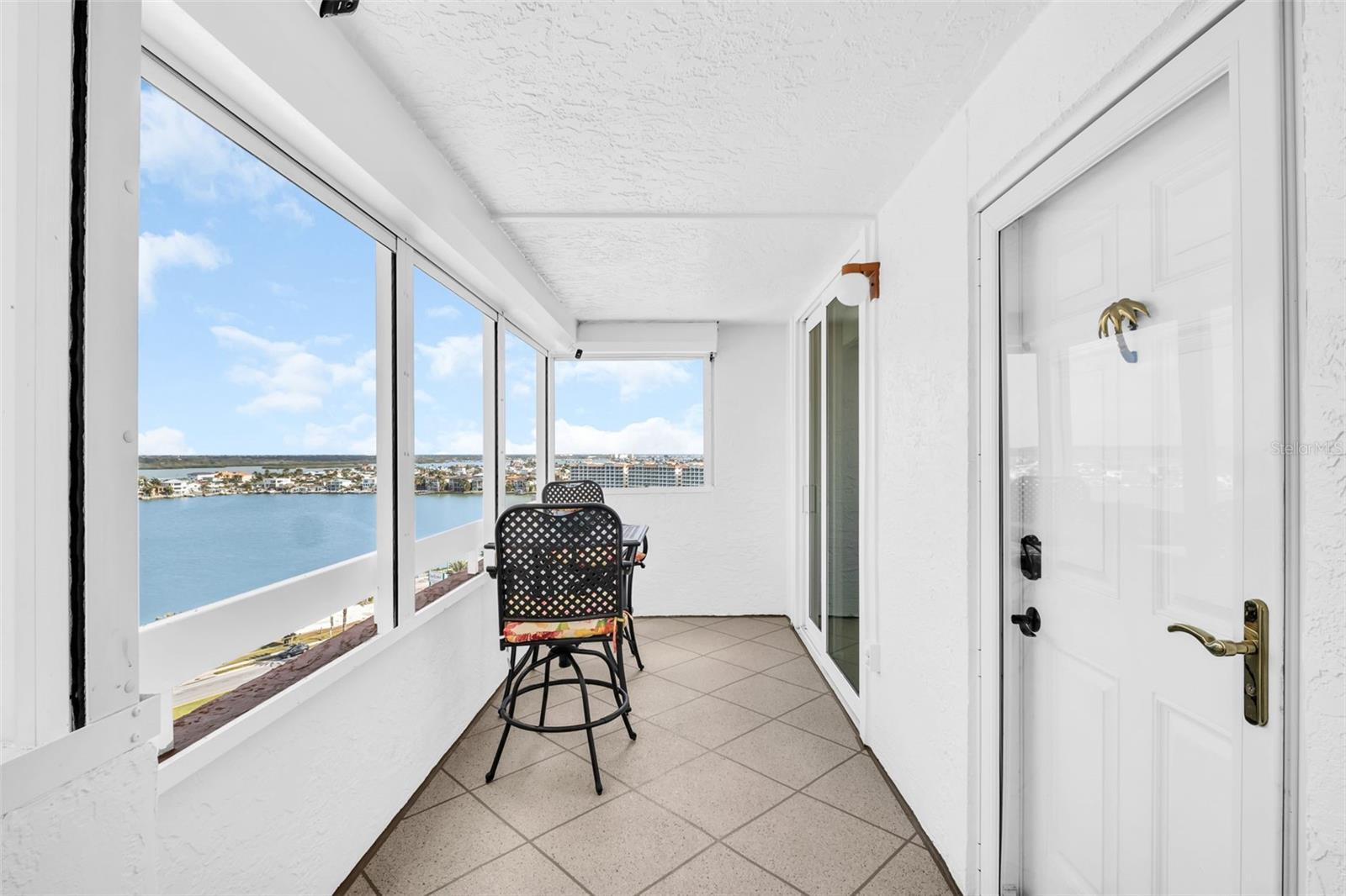 REDINGTON TOWERS 1 CONDO - Residential