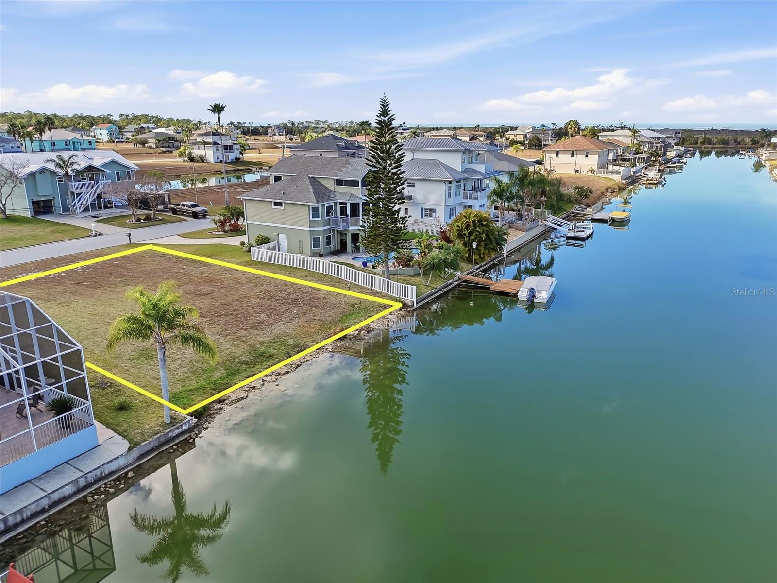 HERNANDO BEACH - Land