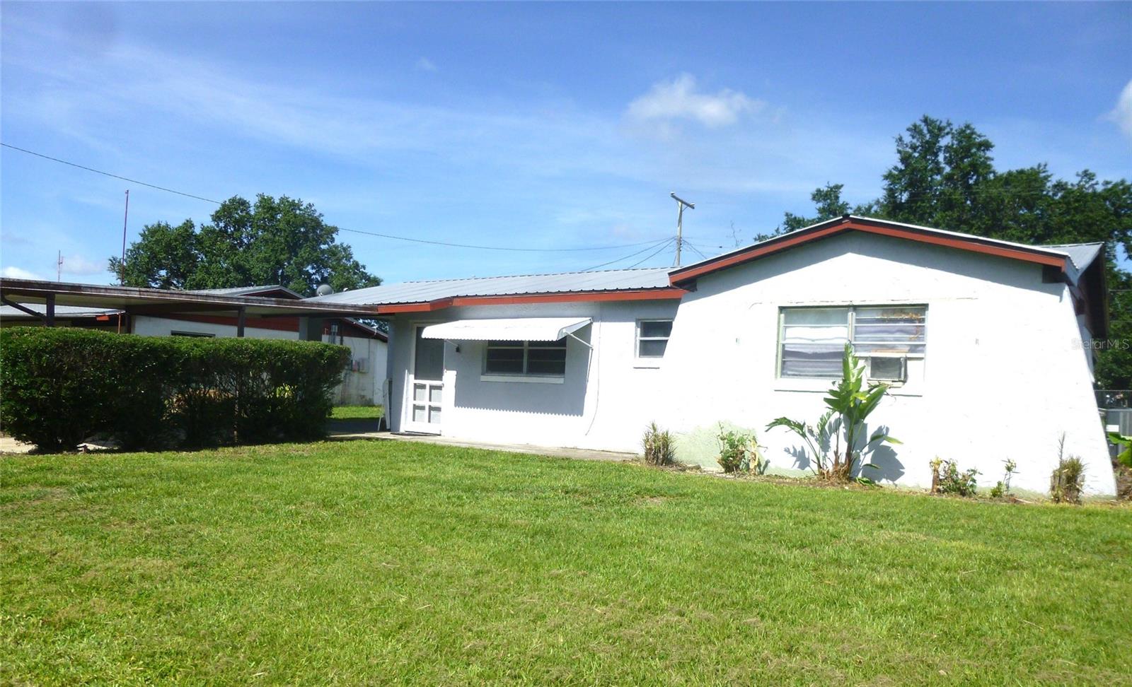 SUN RAY HOMES 02 - Residential