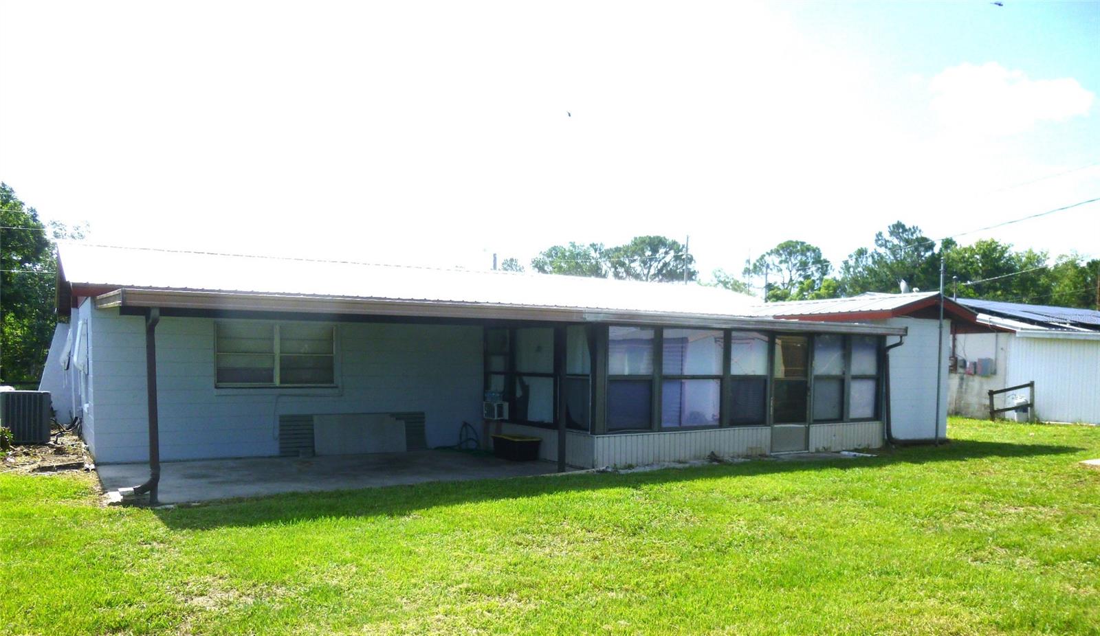 SUN RAY HOMES 02 - Residential