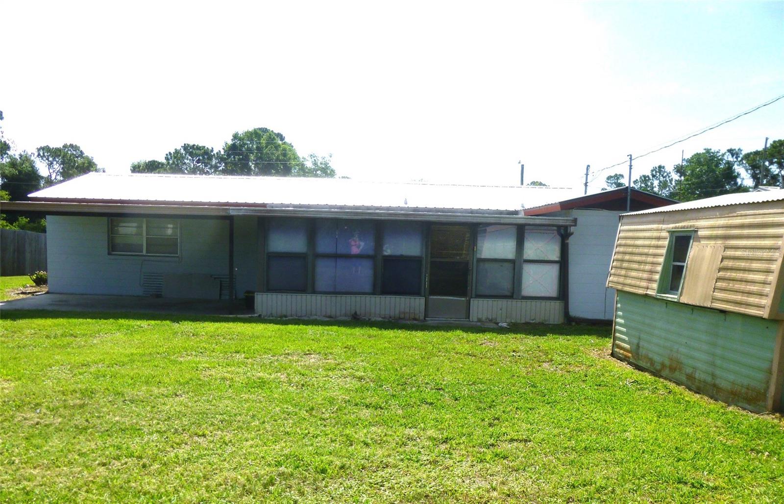 SUN RAY HOMES 02 - Residential