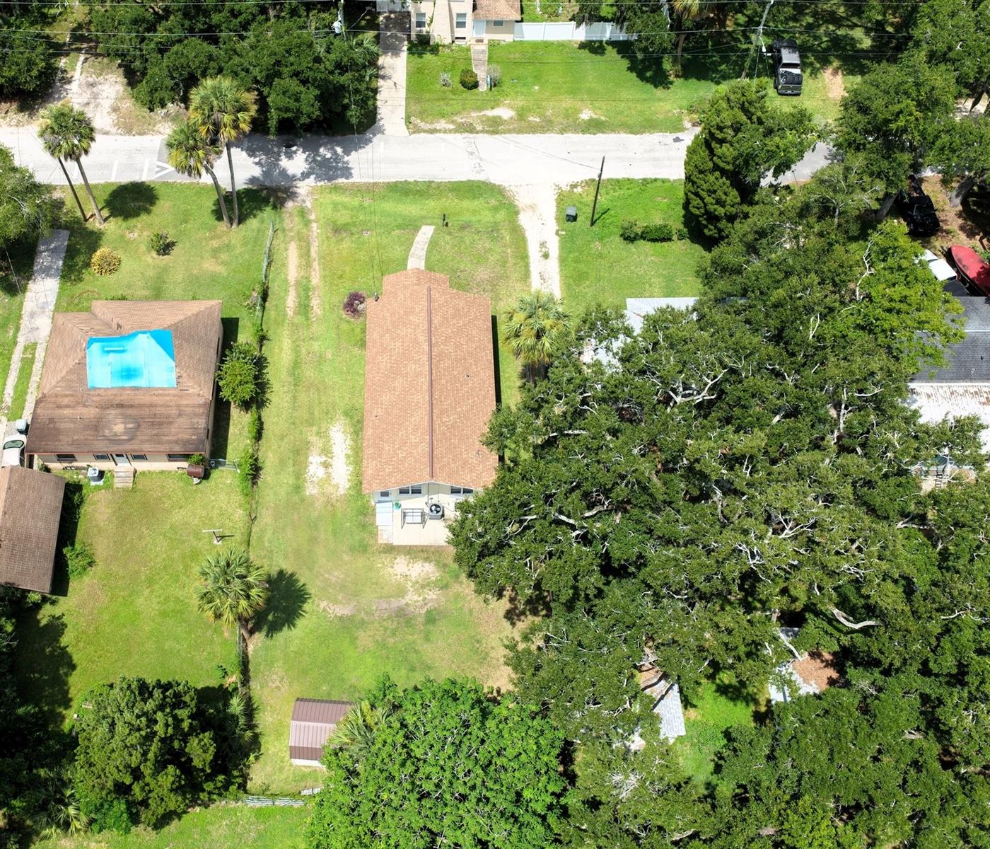 RUSSELL E W REP - Residential
