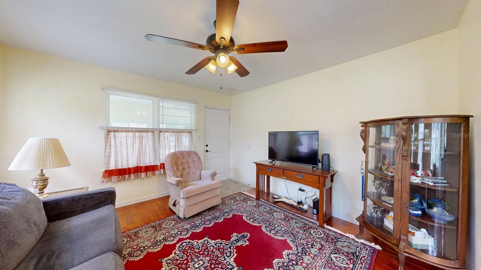 RUSSELL E W REP - Residential