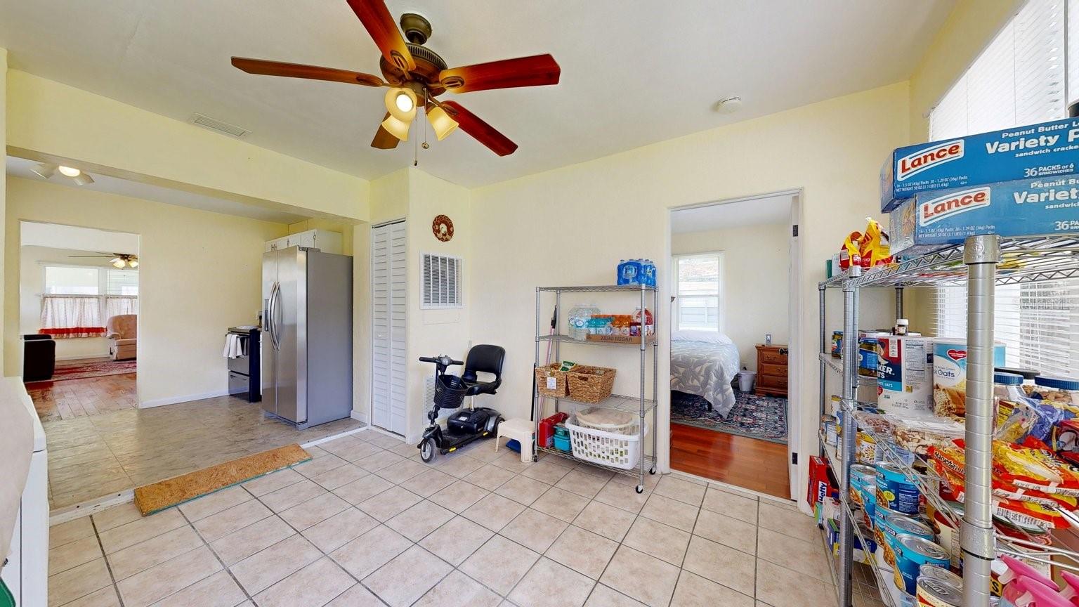 RUSSELL E W REP - Residential