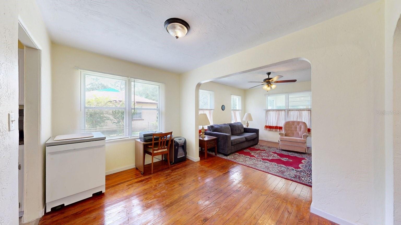 RUSSELL E W REP - Residential