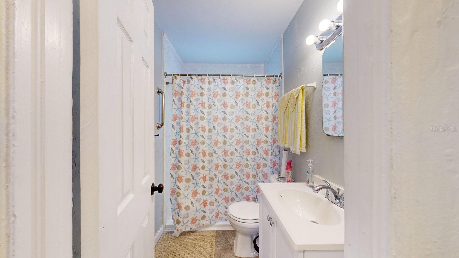 RUSSELL E W REP - Residential