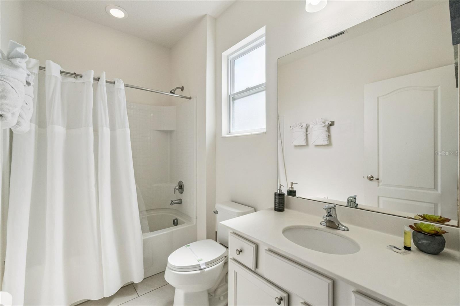 OAKMONT PH 01 - Residential