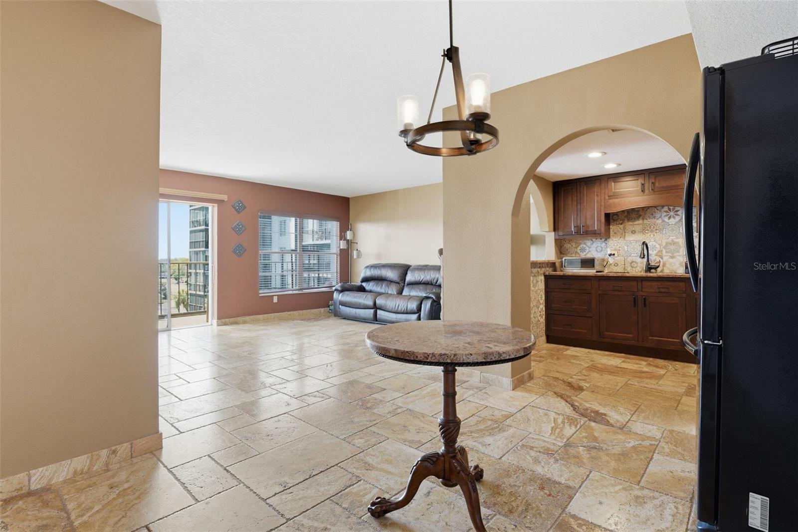 RAINTREE CONDO - Residential