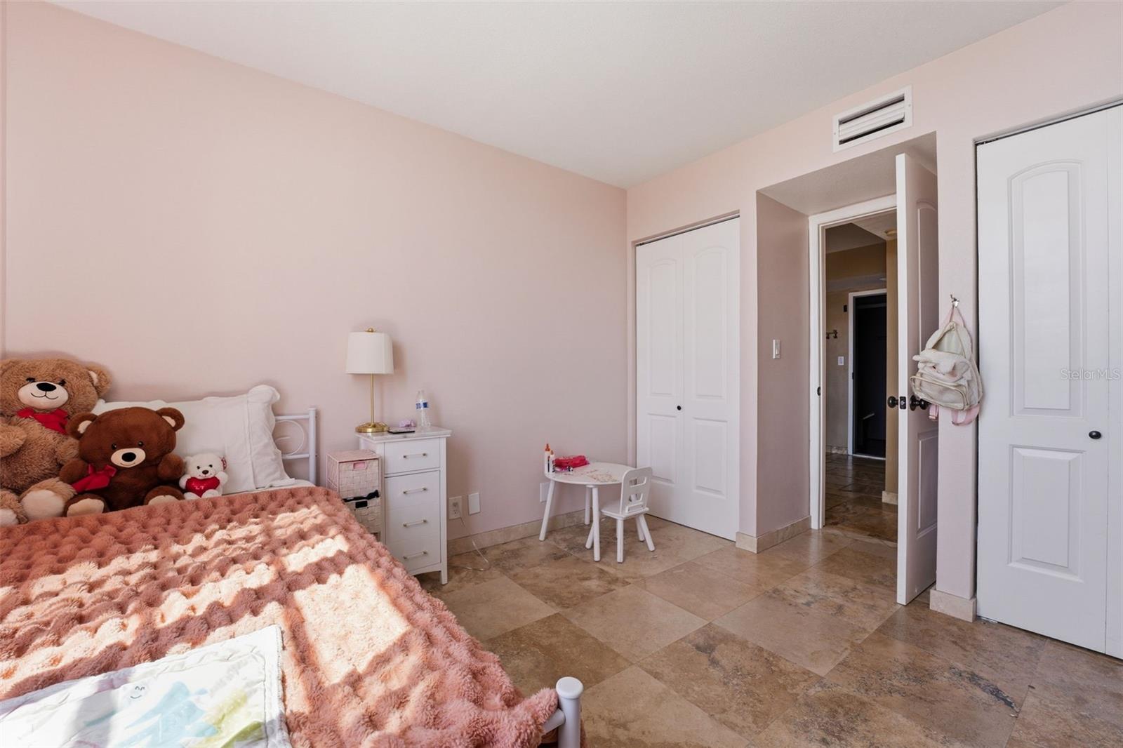 RAINTREE CONDO - Residential