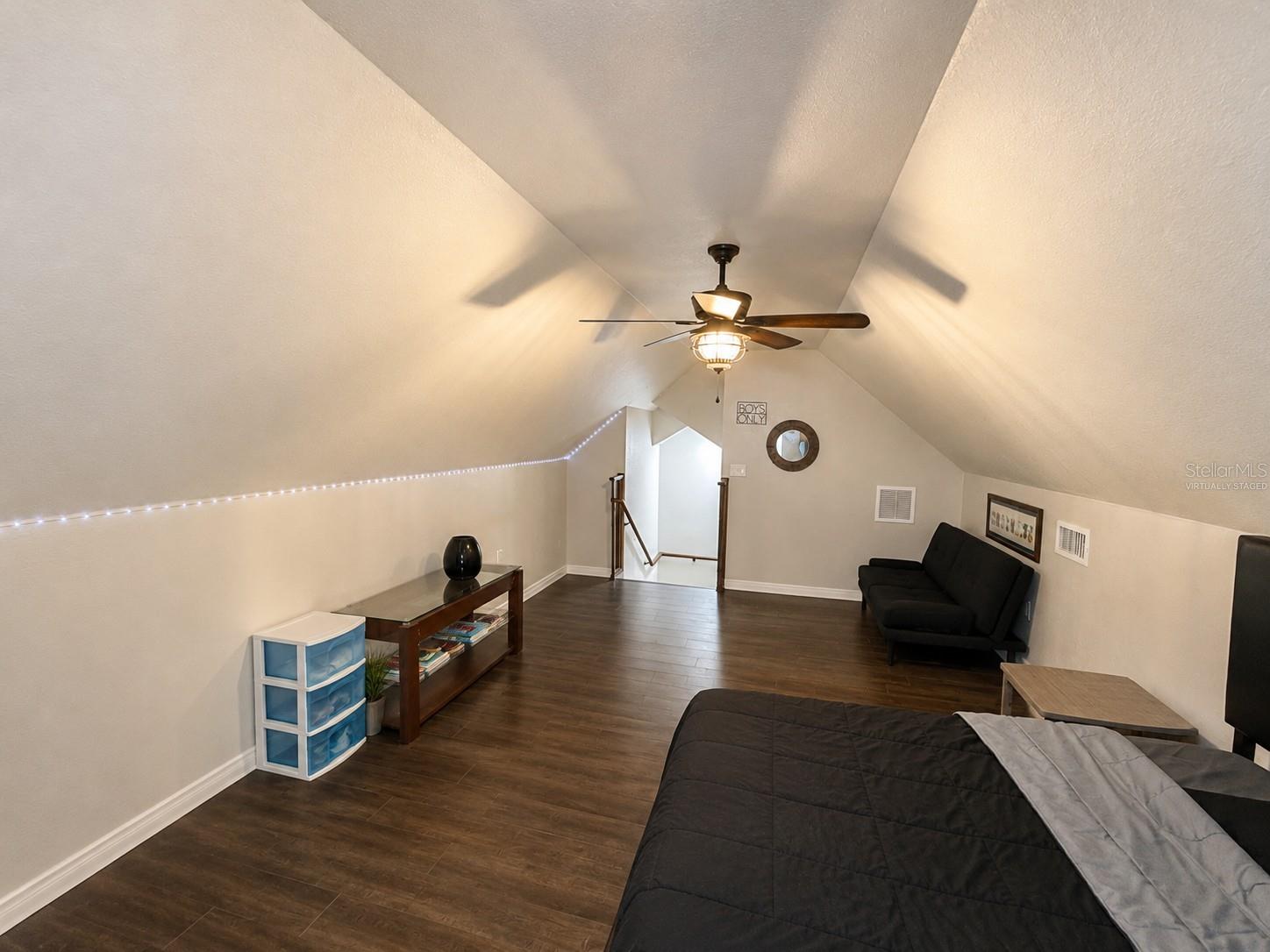 WILLISTON HLNDS - Residential