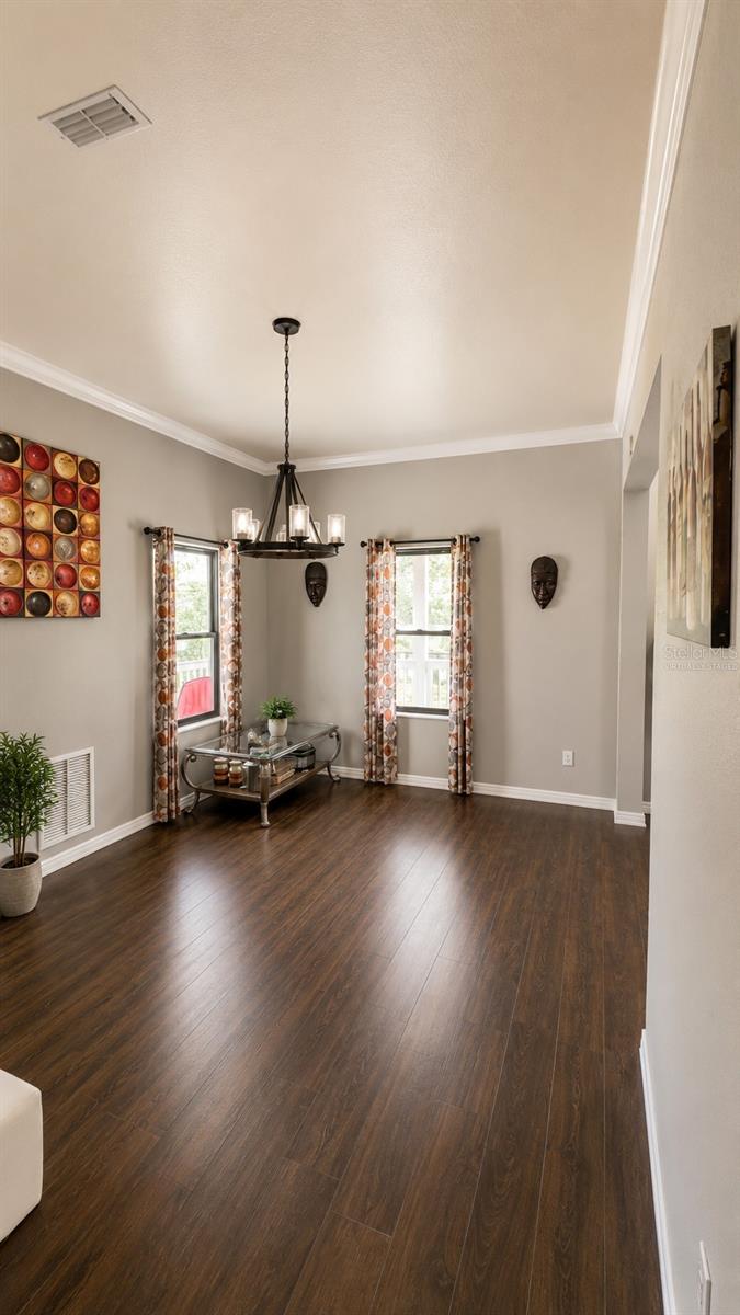 WILLISTON HLNDS - Residential