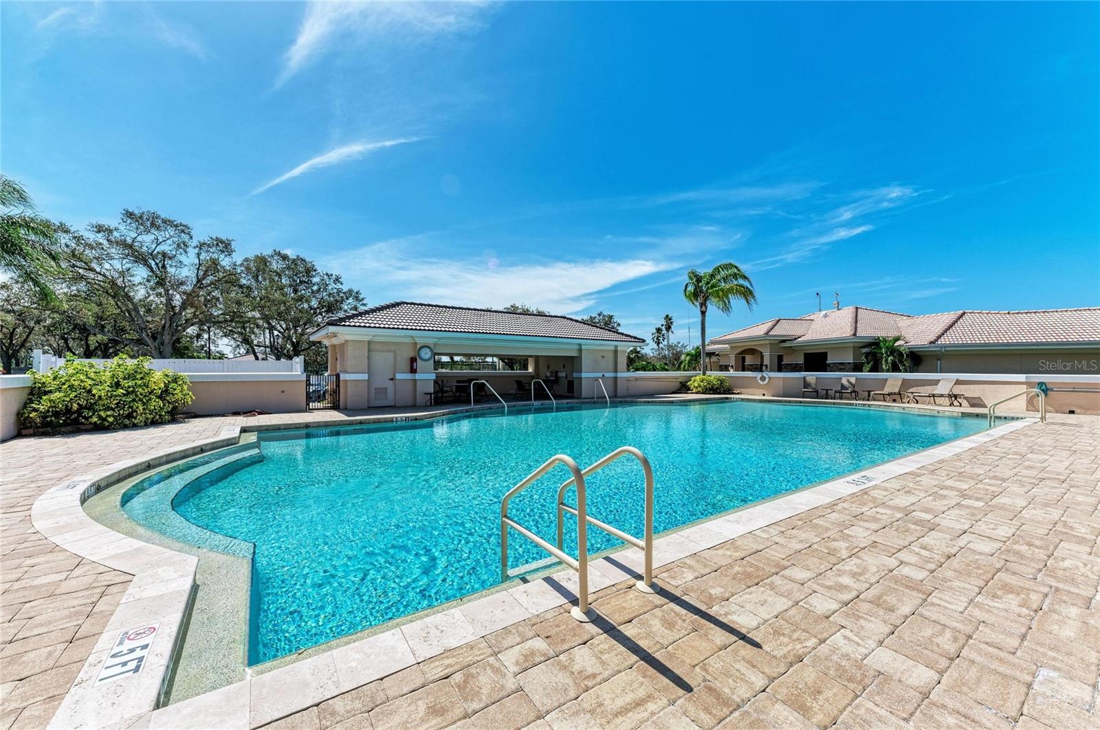 HERITAGE OAKS- VERANDA 7 - Residential
