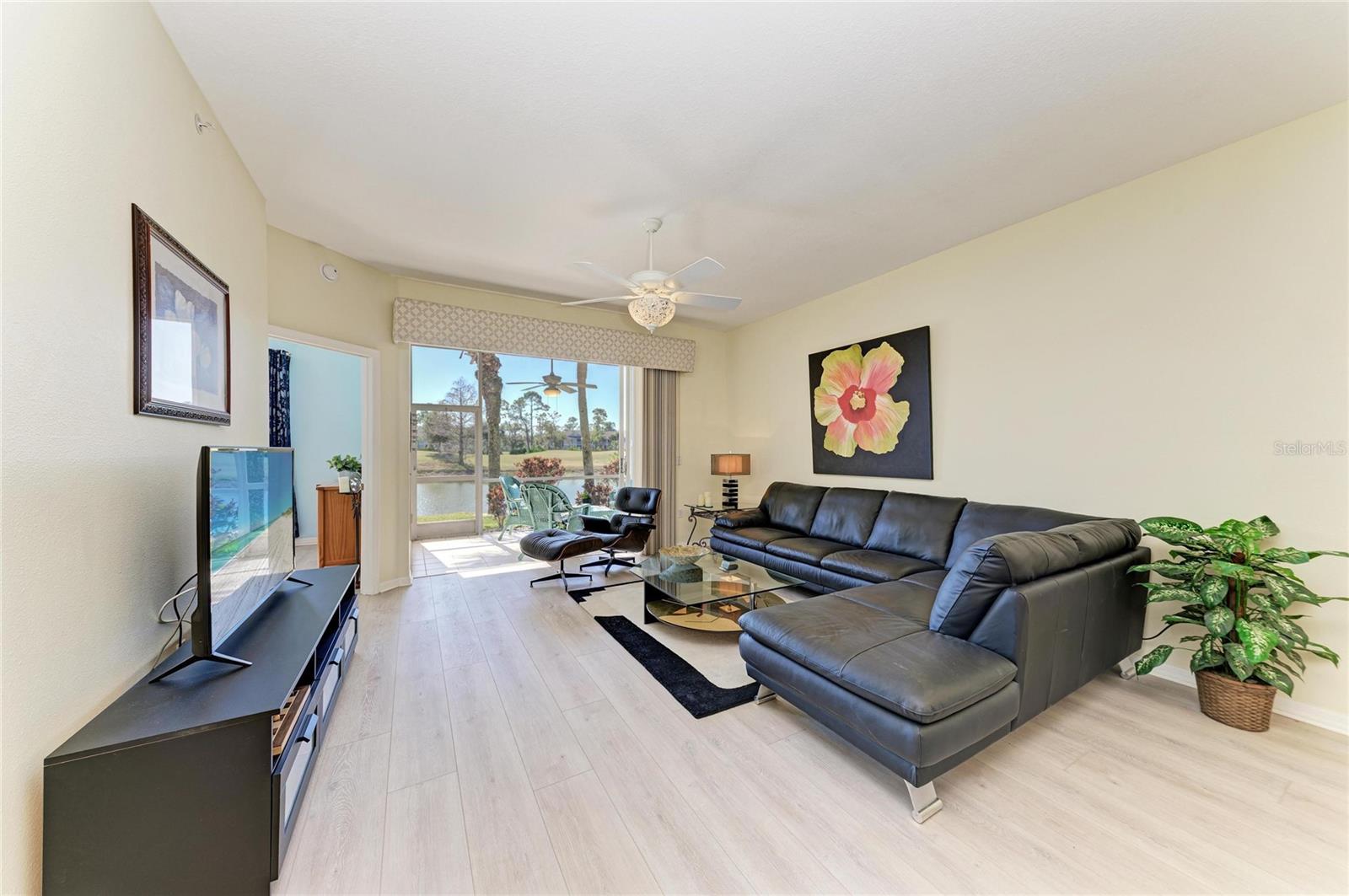 HERITAGE OAKS- VERANDA 7 - Residential