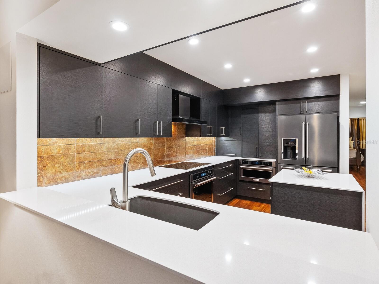 TIDY ISLAND PH I - Residential