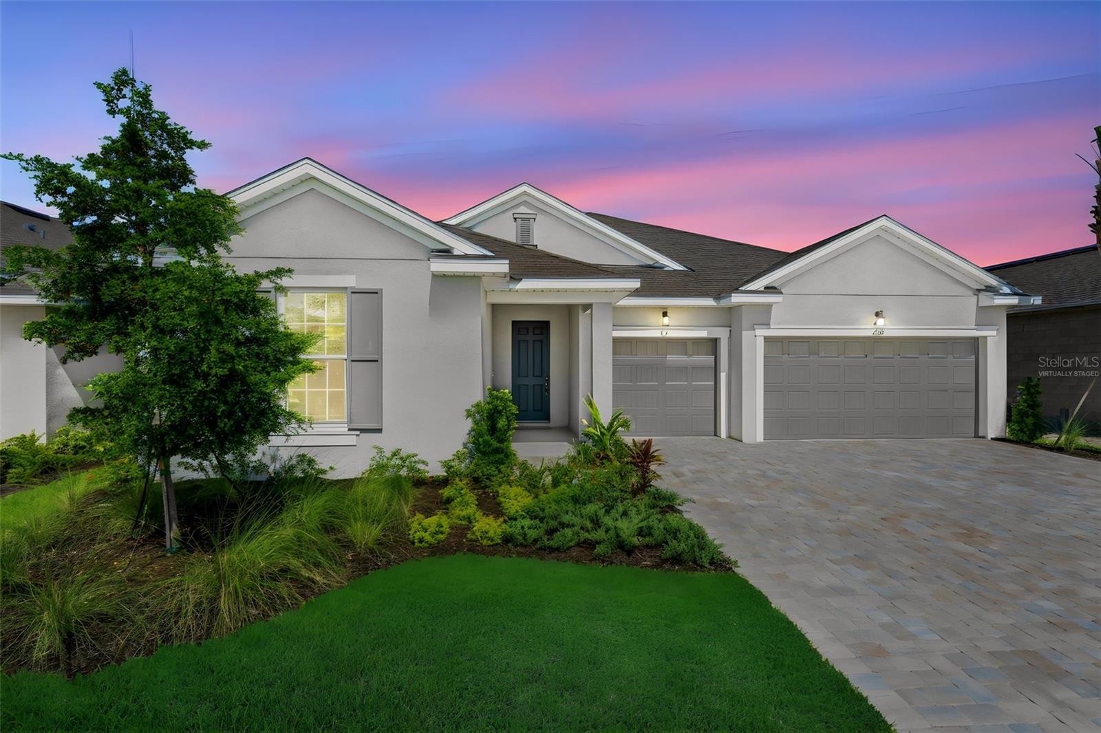 CREEKSIDE RUN - Residential