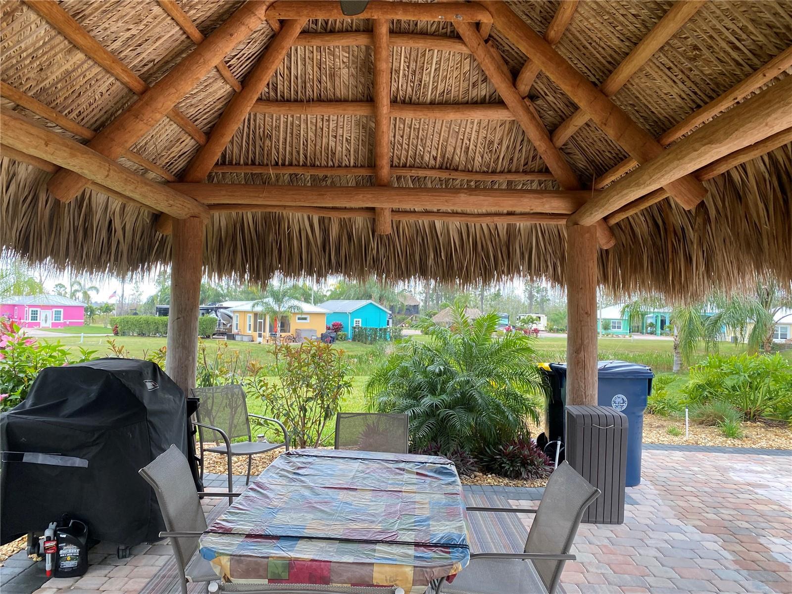 BAY LAKE RESIDENCE - Land