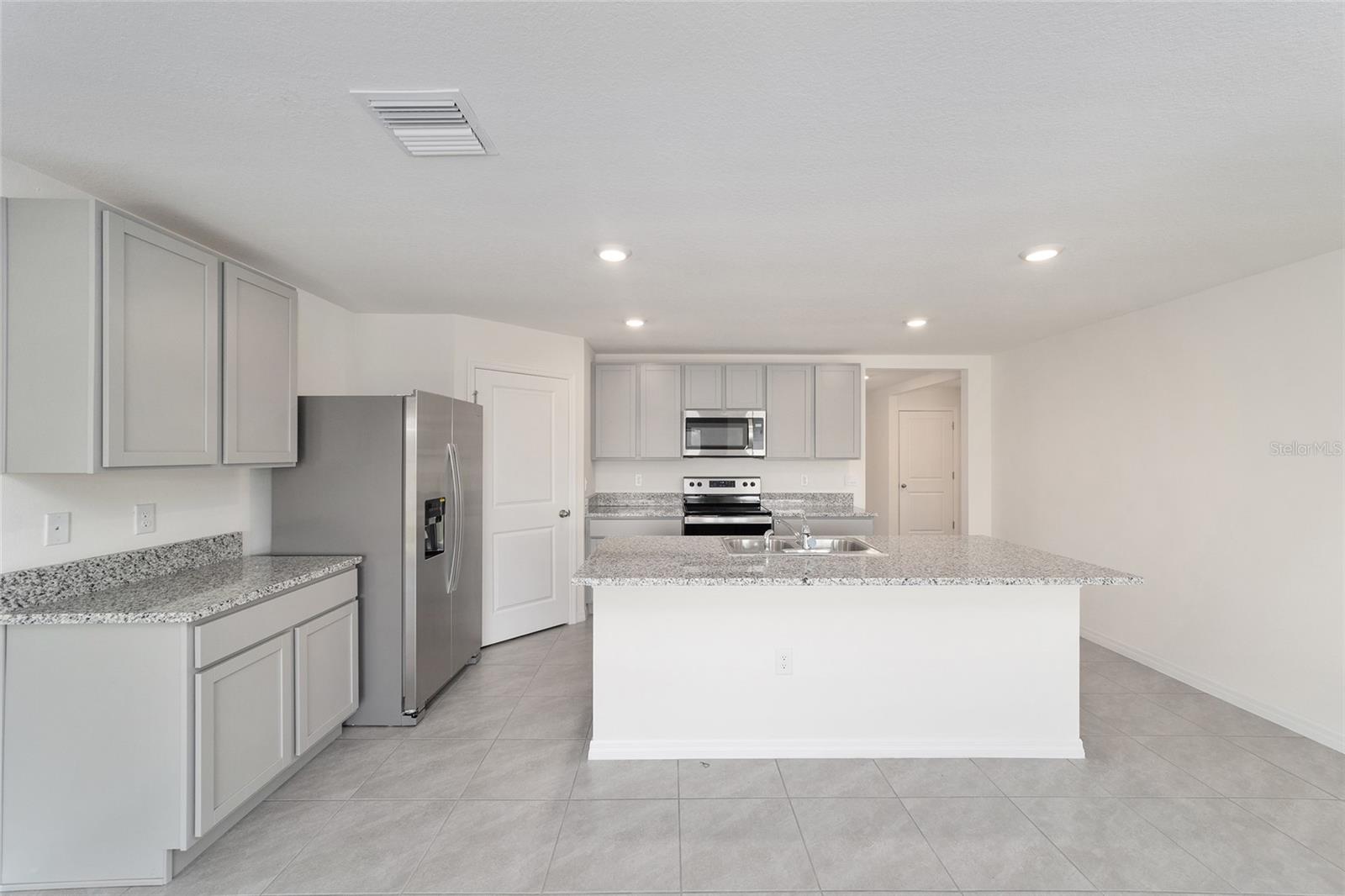 GREYSTONE HILLS PH TWO - Residential Lease