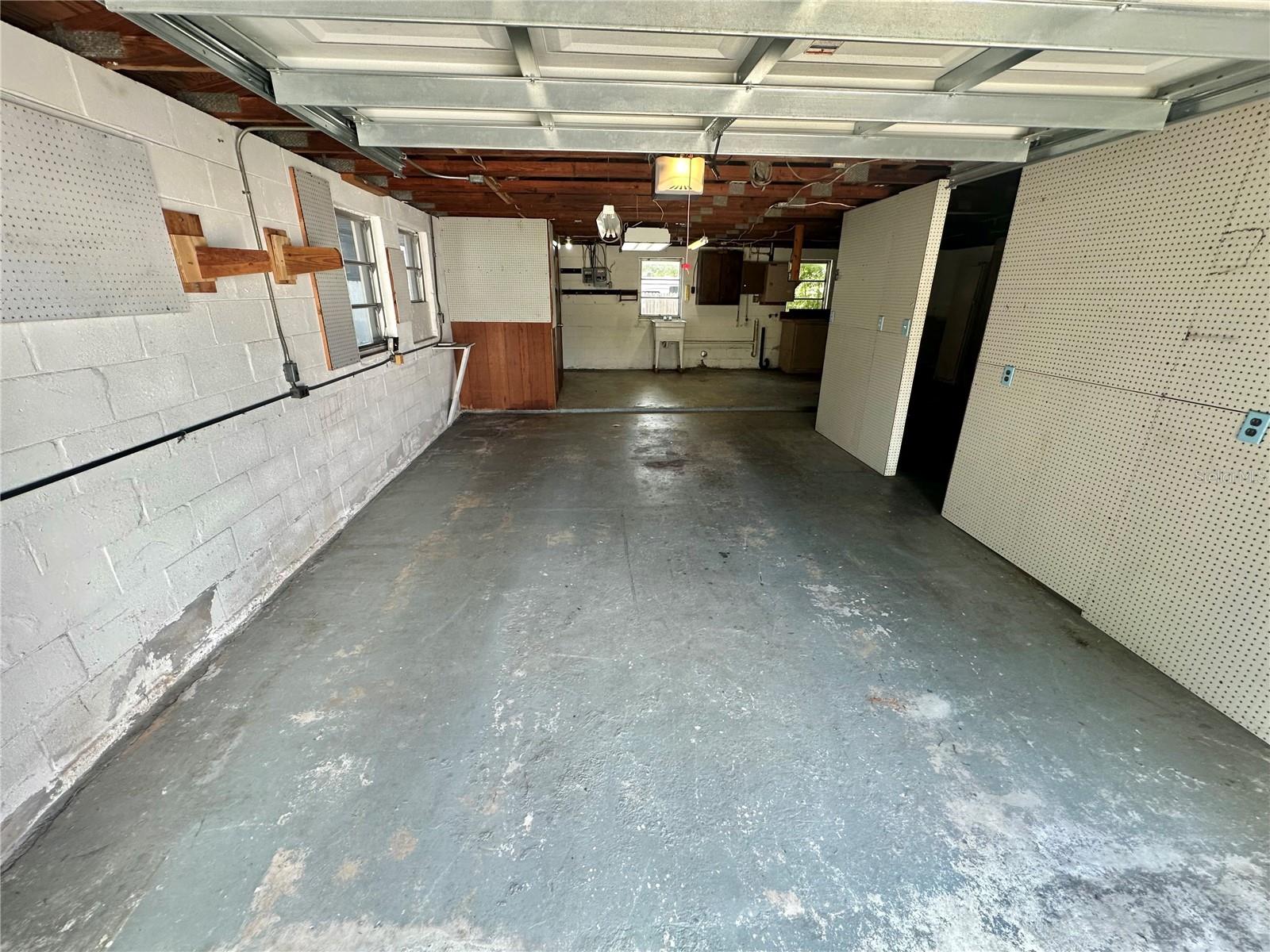 PARKWOOD ACRES - Residential