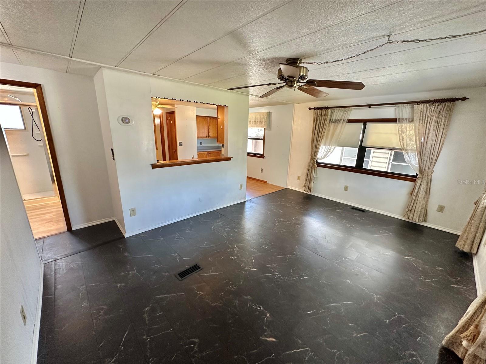 PARKWOOD ACRES - Residential