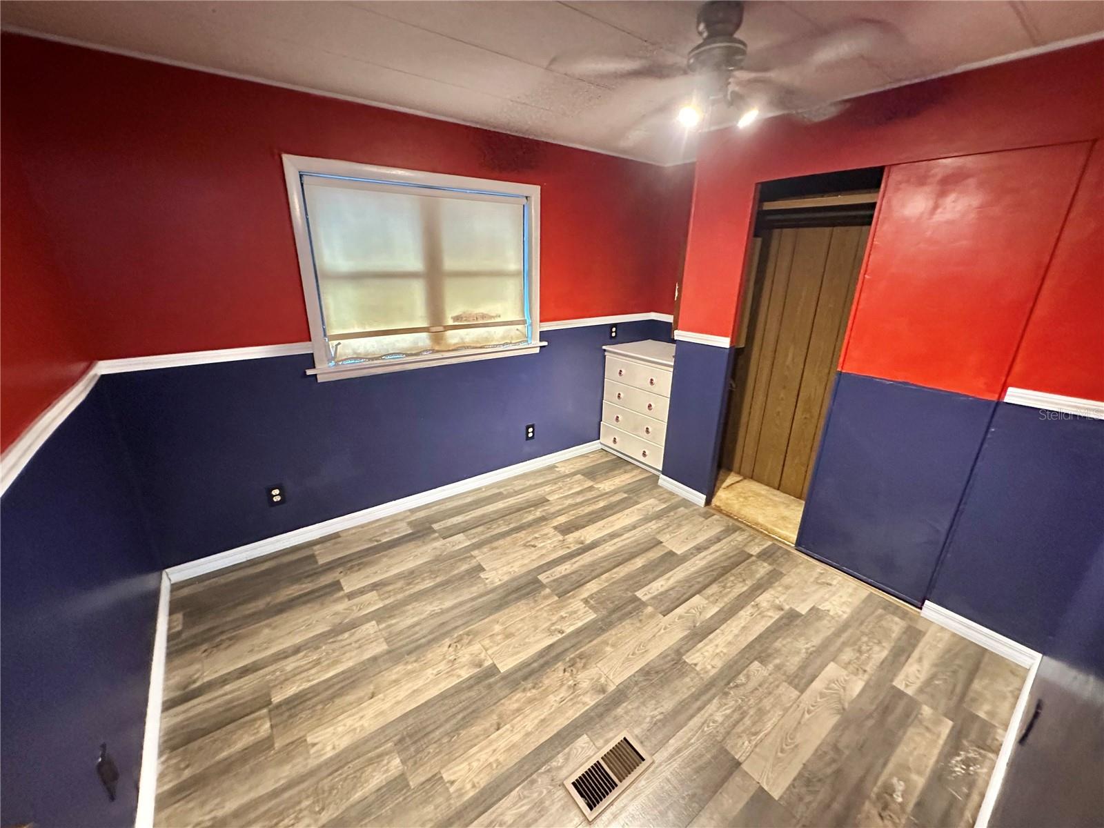 PARKWOOD ACRES - Residential