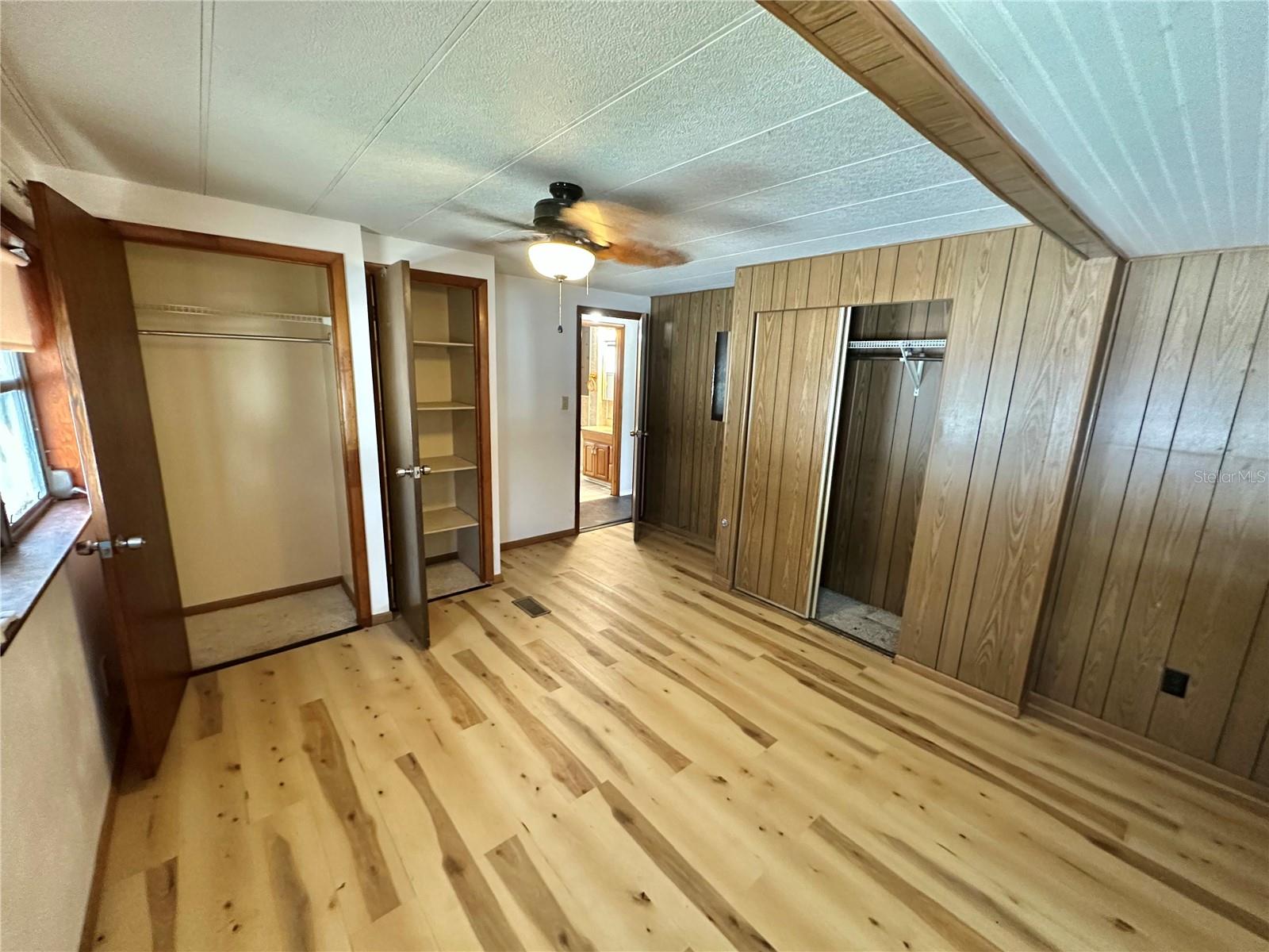 PARKWOOD ACRES - Residential