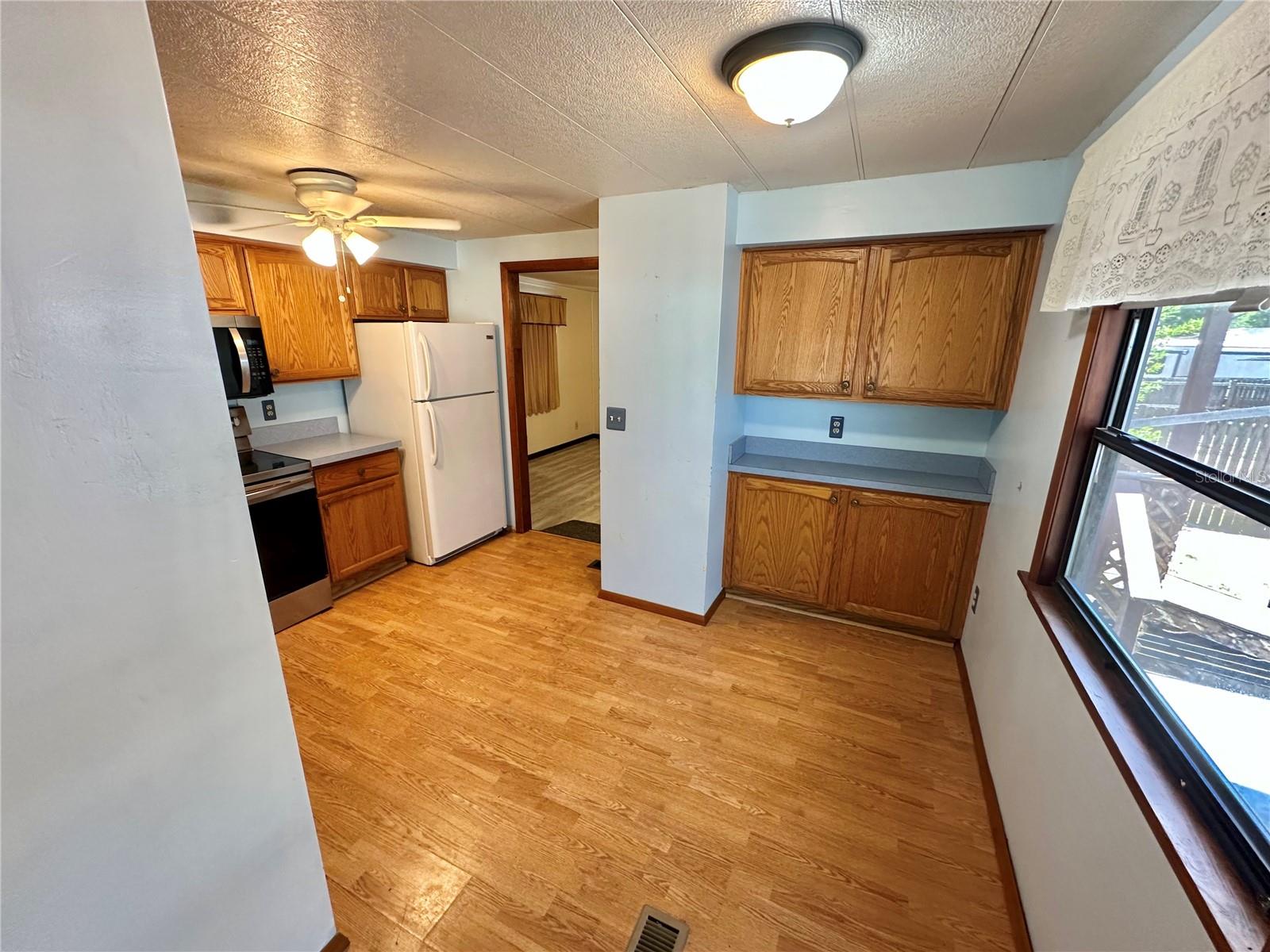 PARKWOOD ACRES - Residential