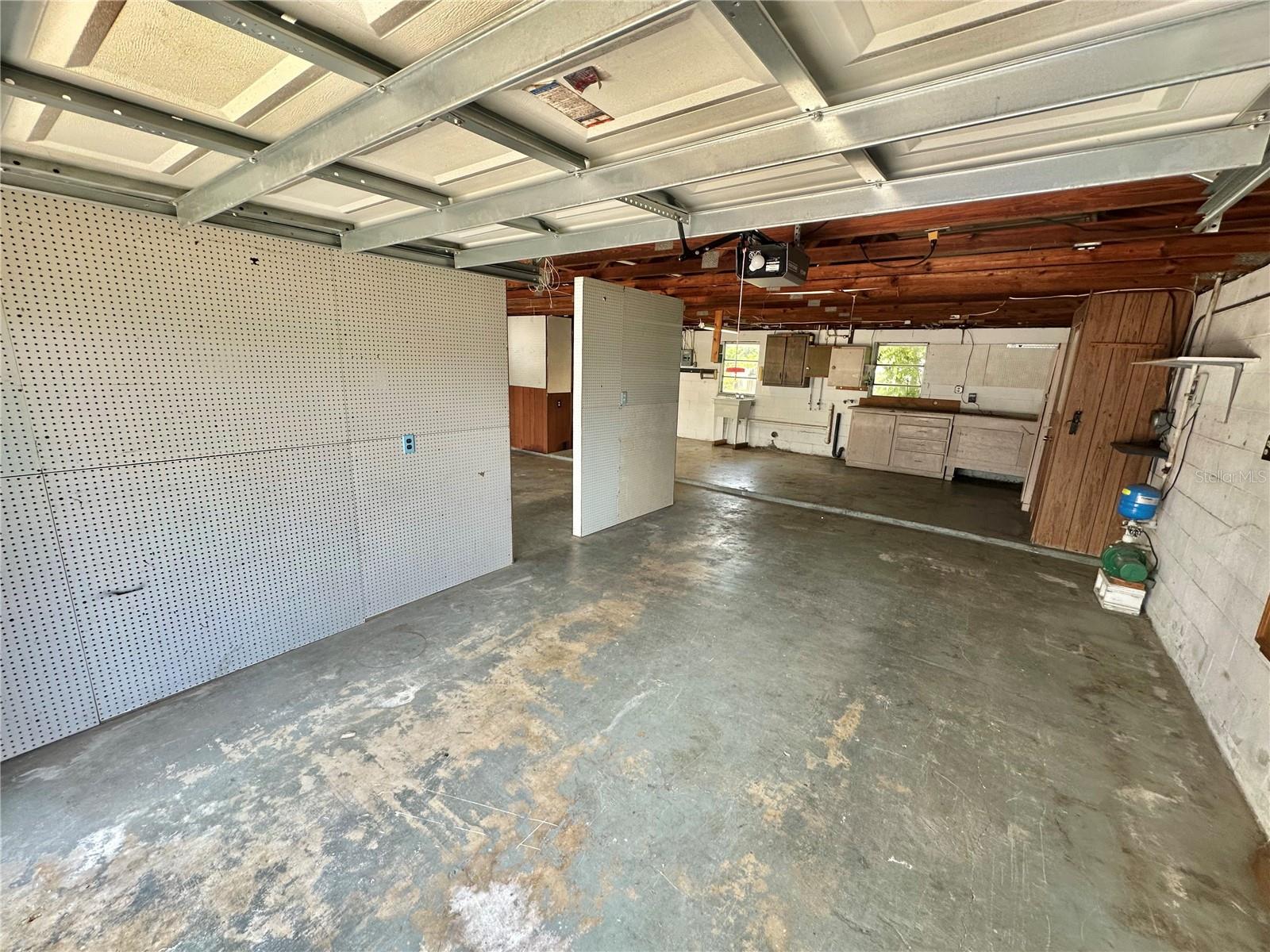 PARKWOOD ACRES - Residential