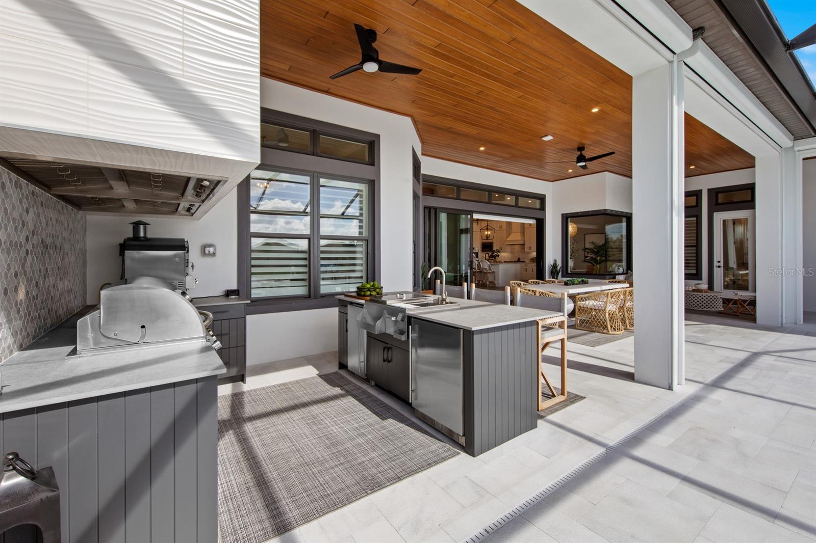 ESPLANADE LAKE CLUB PH 1 - Residential