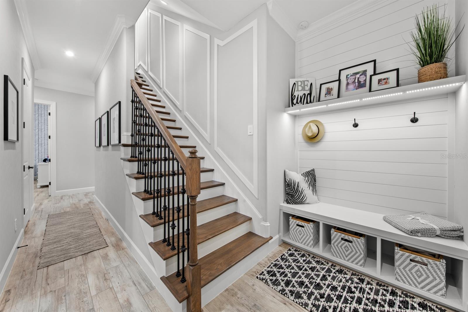ESPLANADE LAKE CLUB PH 1 - Residential