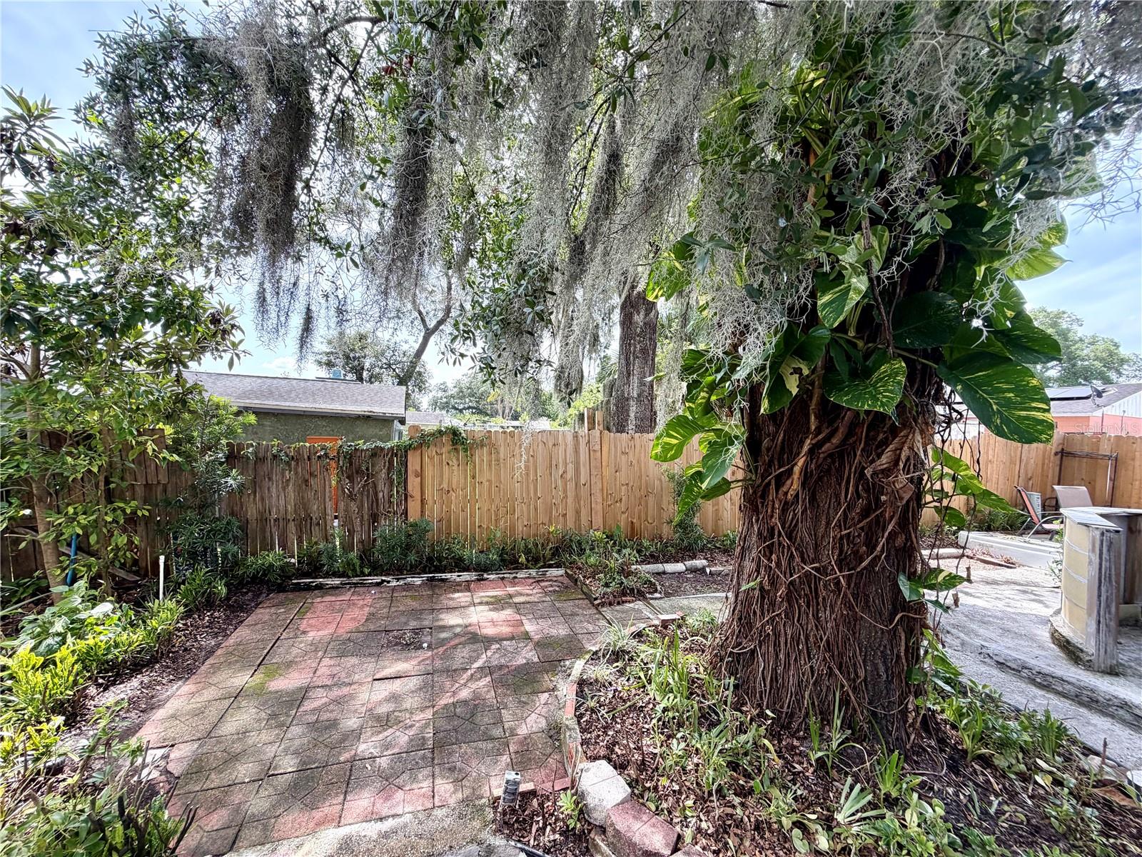 LAKE SPARLING HEIGHTS - Residential