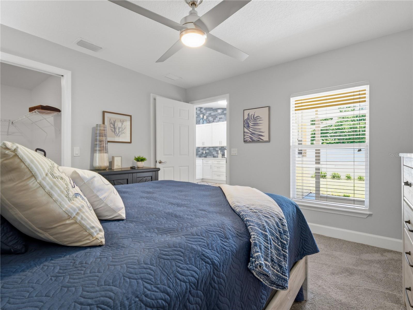 HAWKS COVE - Residential