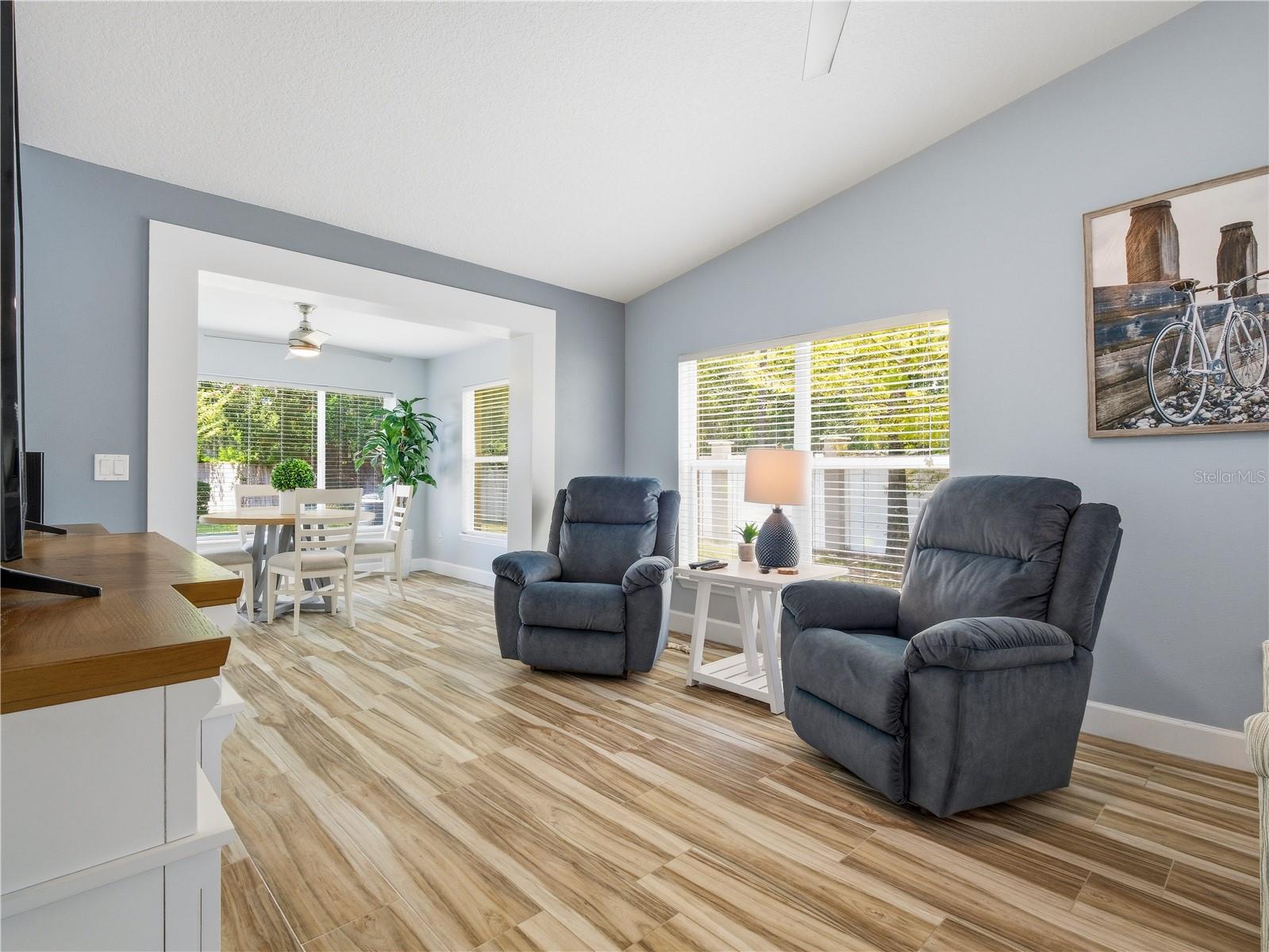 HAWKS COVE - Residential
