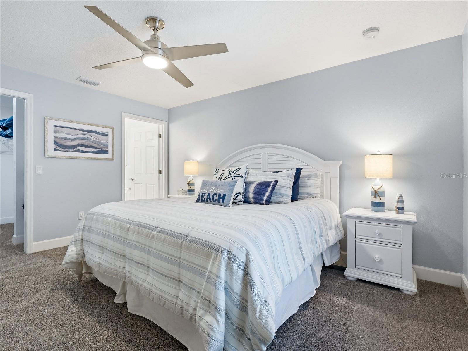 HAWKS COVE - Residential