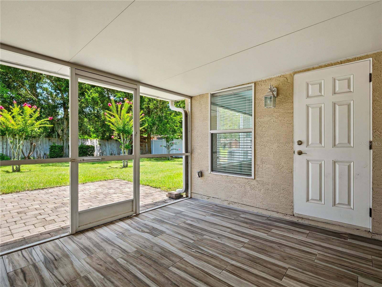 HAWKS COVE - Residential