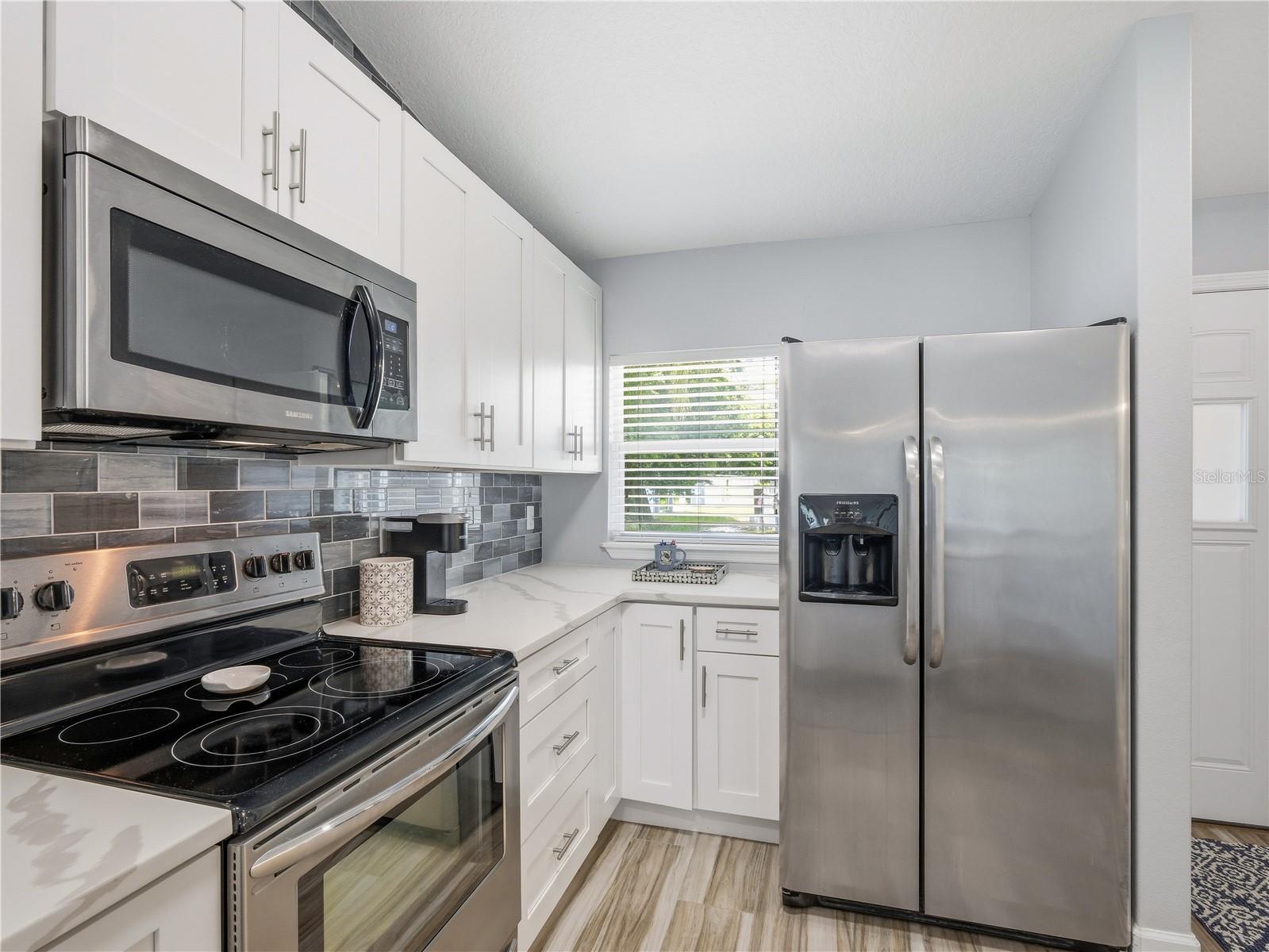 HAWKS COVE - Residential