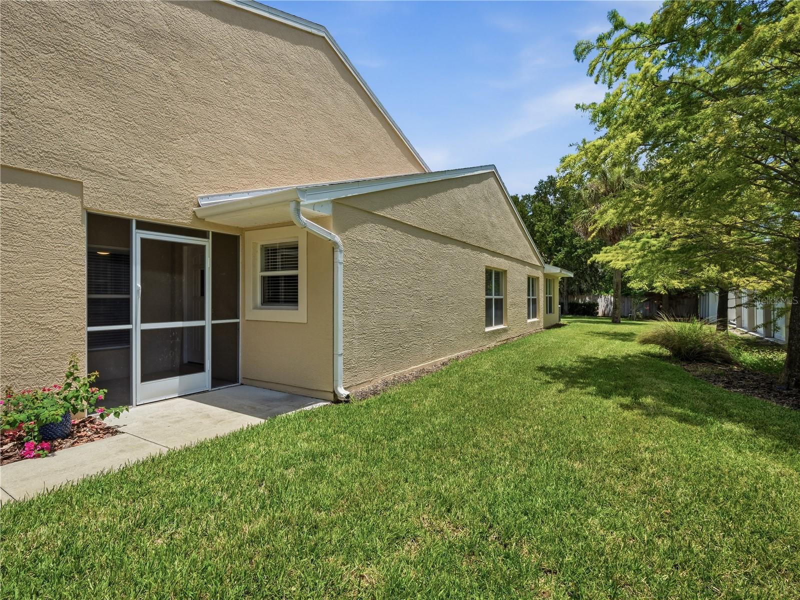 HAWKS COVE - Residential