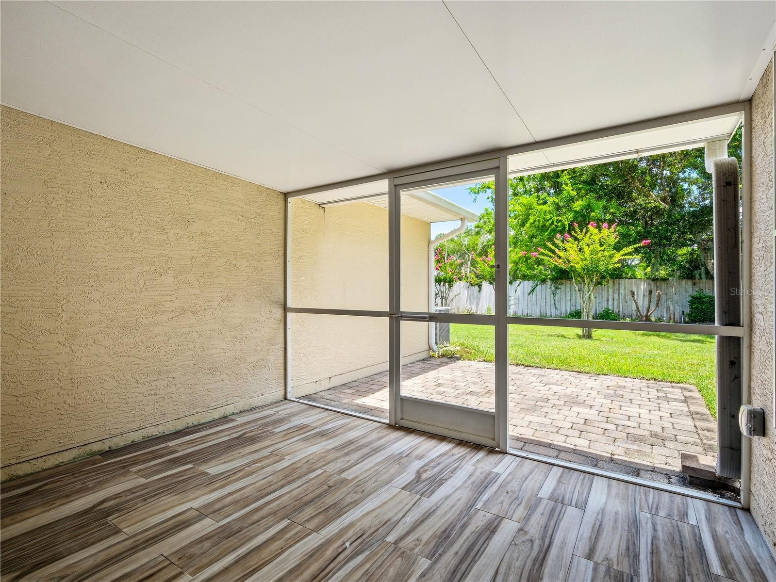 HAWKS COVE - Residential