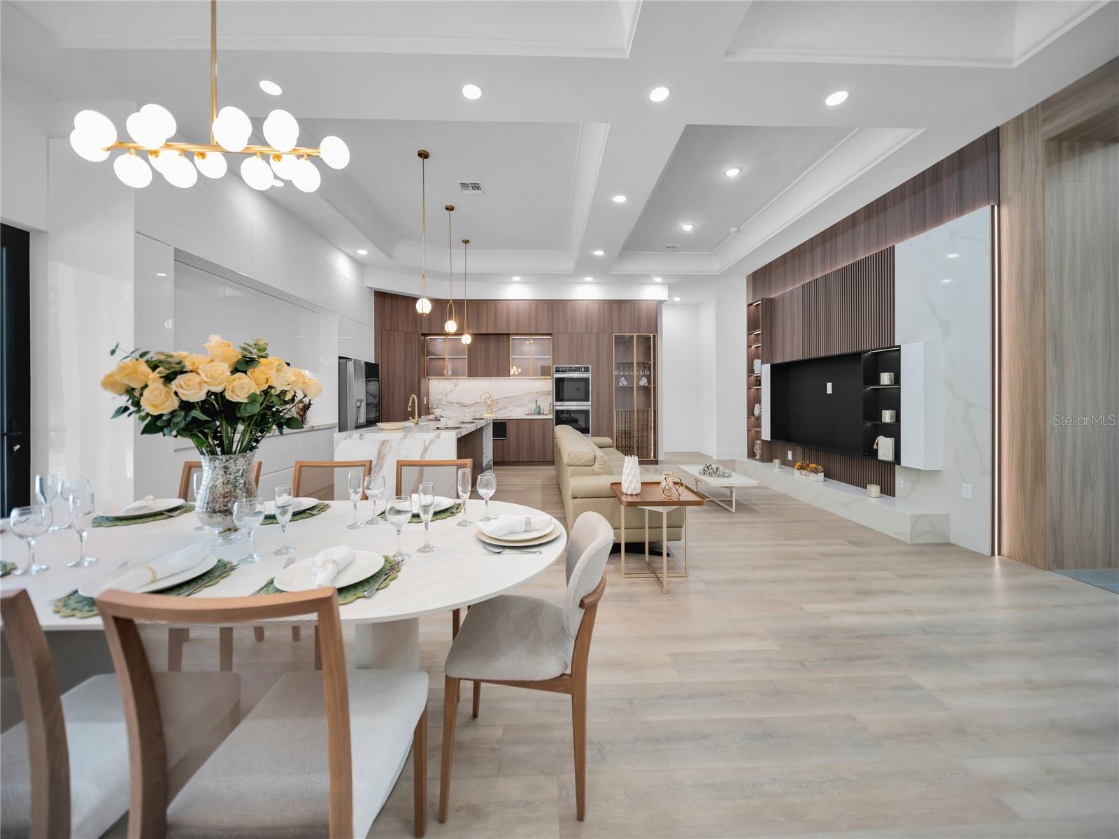 CRESCENT LAKE CLUB SUB - Residential