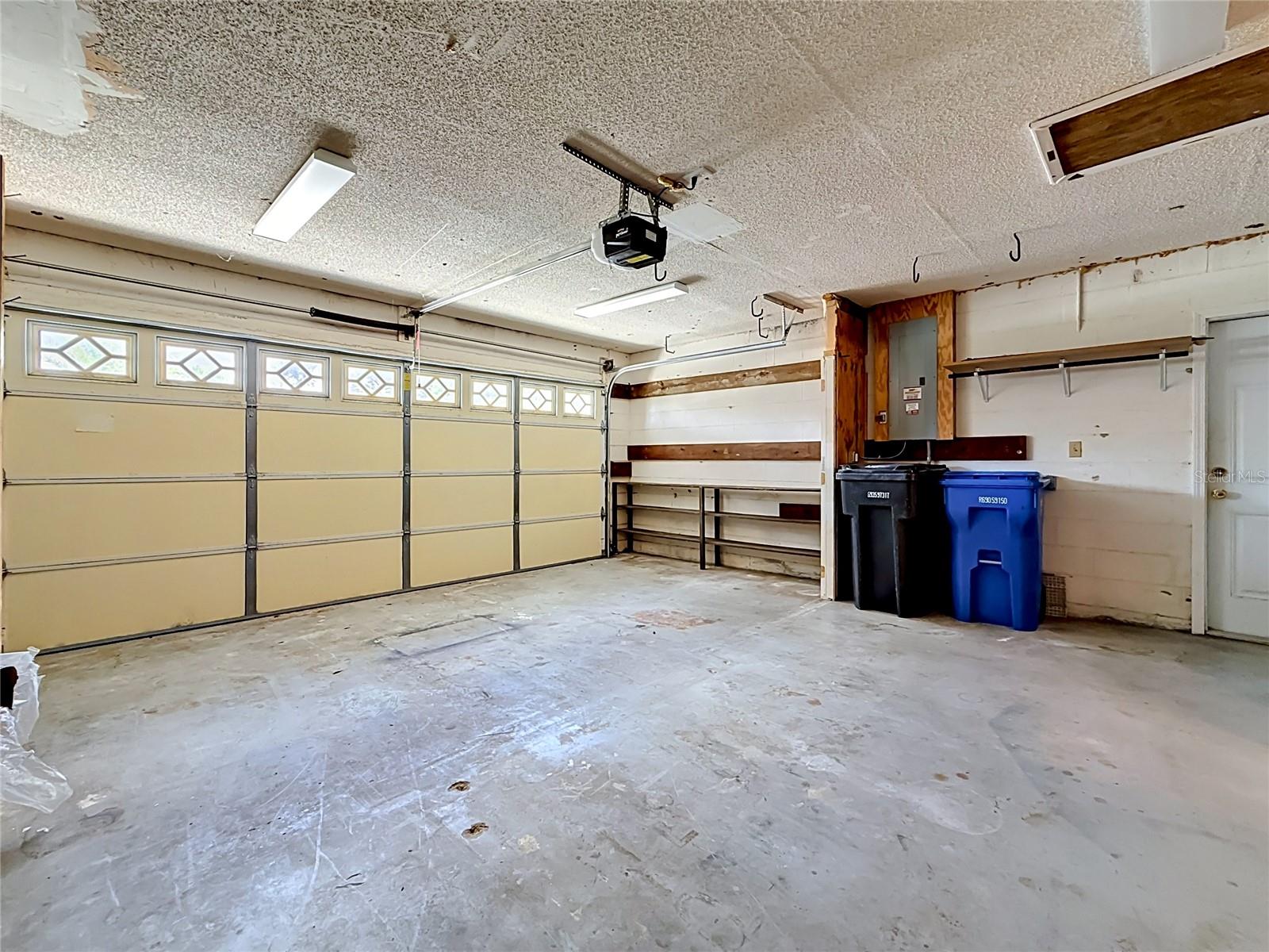 NINE EAGLES UNIT ONE SEC I - Residential