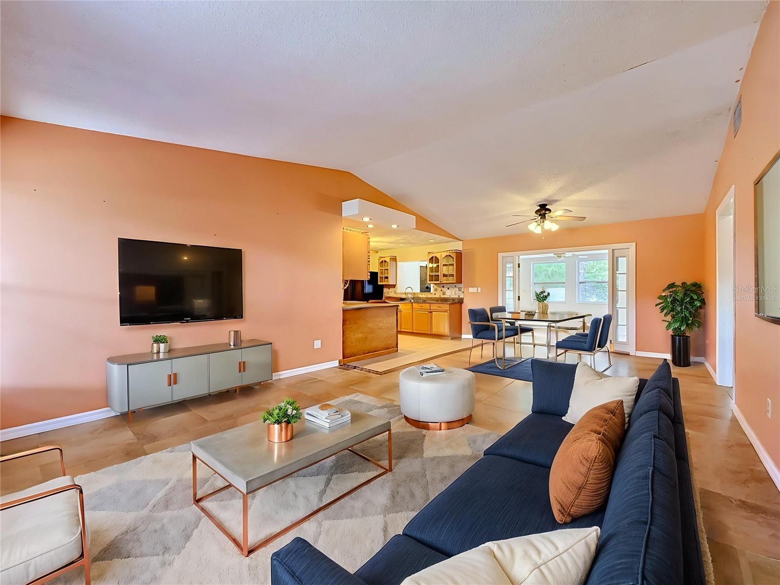 NINE EAGLES UNIT ONE SEC I - Residential