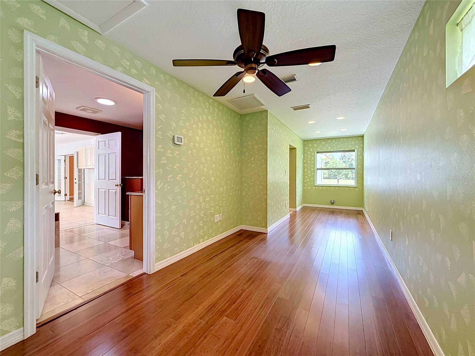 NINE EAGLES UNIT ONE SEC I - Residential