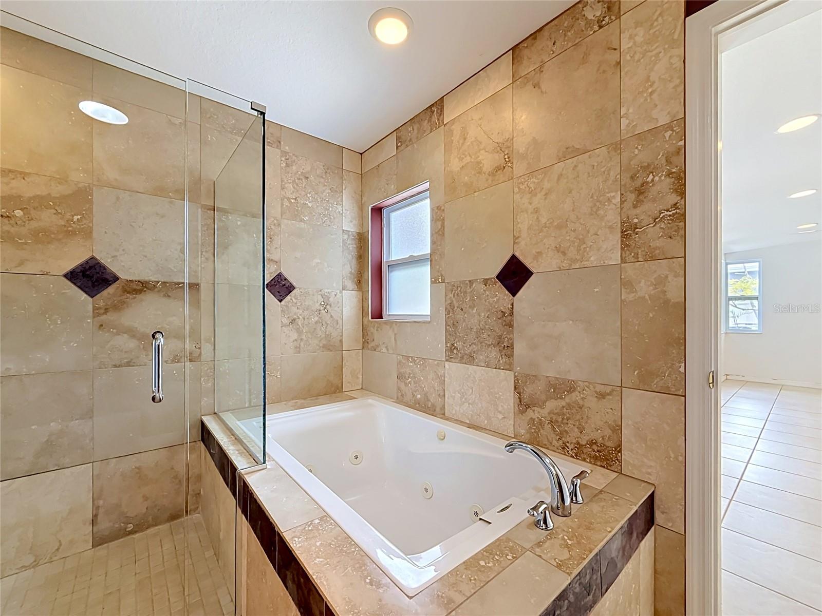 NINE EAGLES UNIT ONE SEC I - Residential