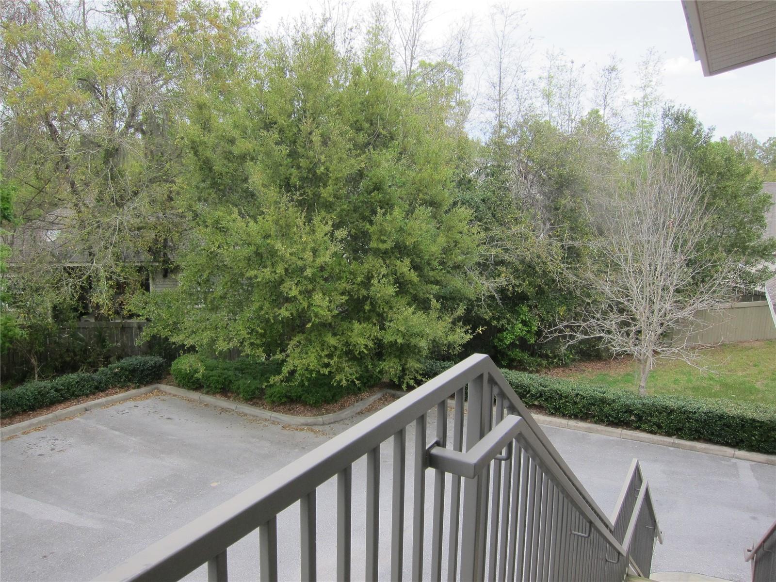 HP/MARKET SQUARE - Residential Lease