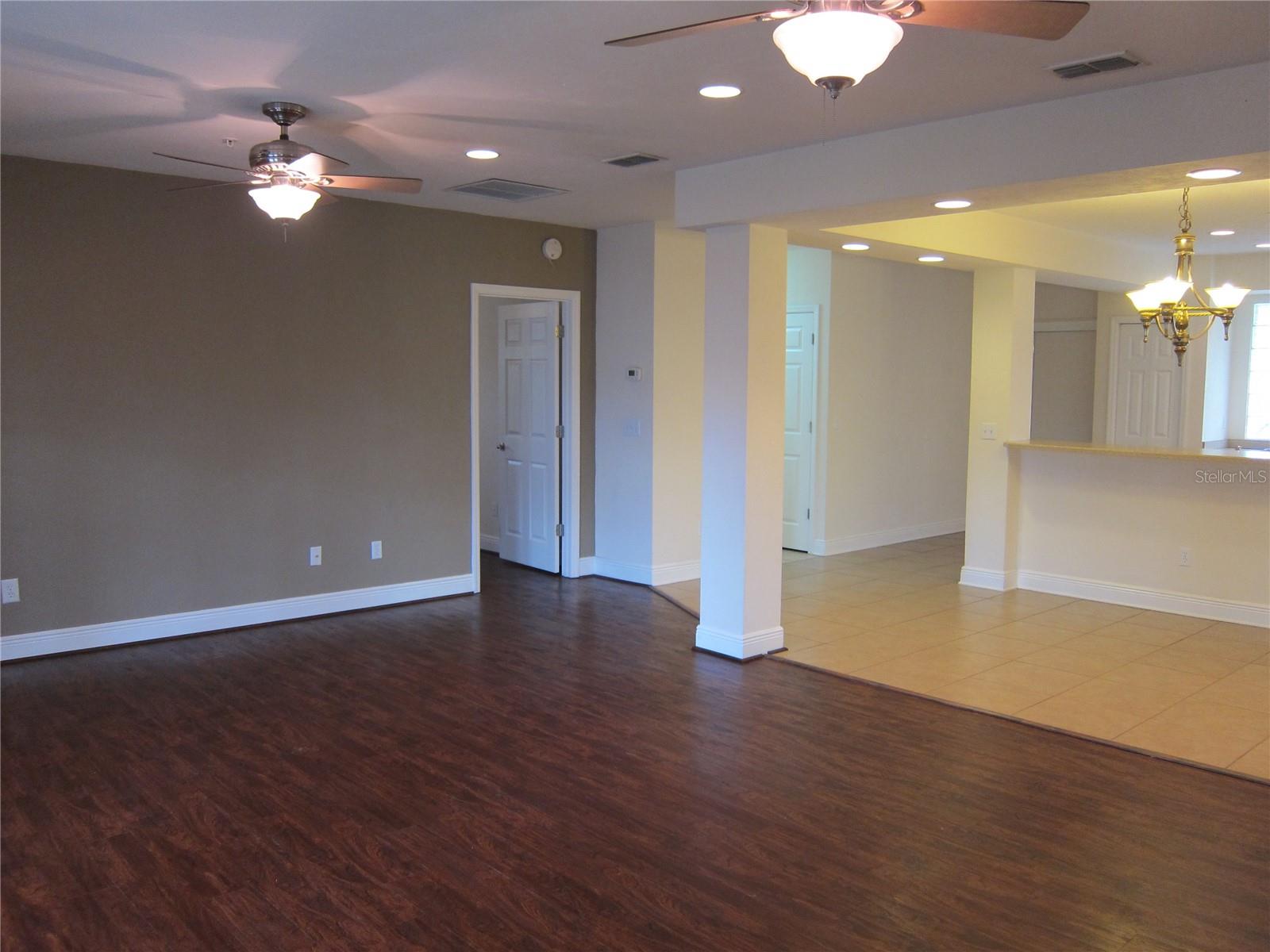 HP/MARKET SQUARE - Residential Lease