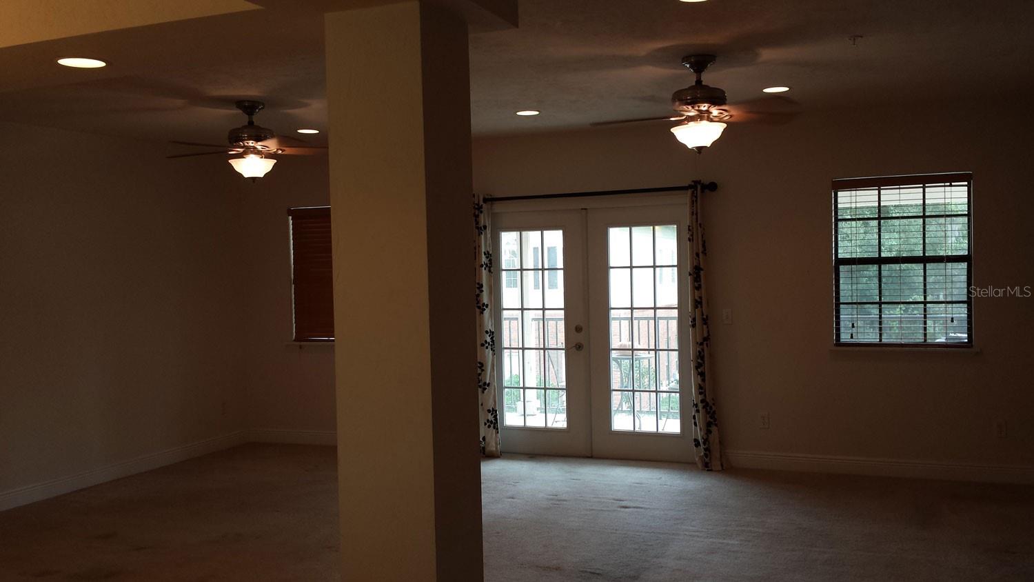 HP/MARKET SQUARE - Residential Lease