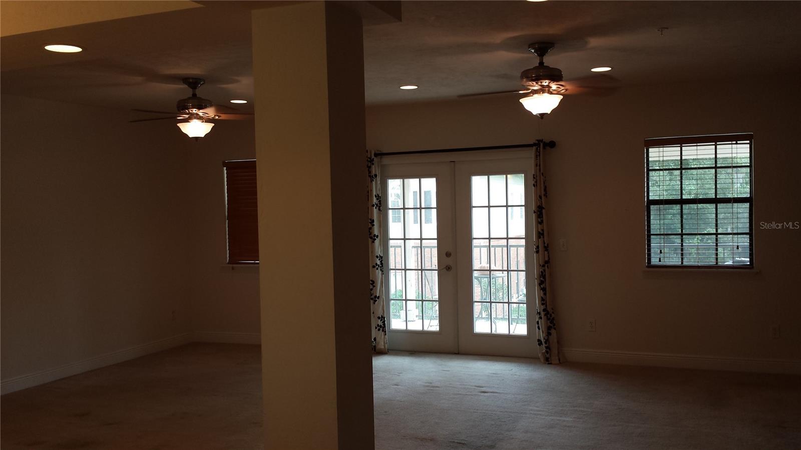 HP/MARKET SQUARE - Residential Lease